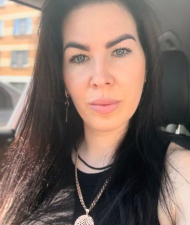 Nadezhda, 37