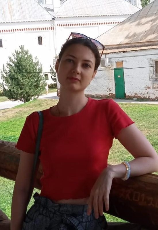 Darya • 32 • Russia