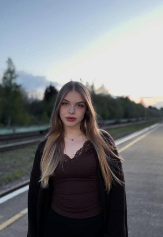 Sofia • 20 • Russia