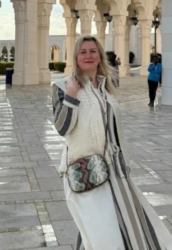 Anna • 48 • Russia