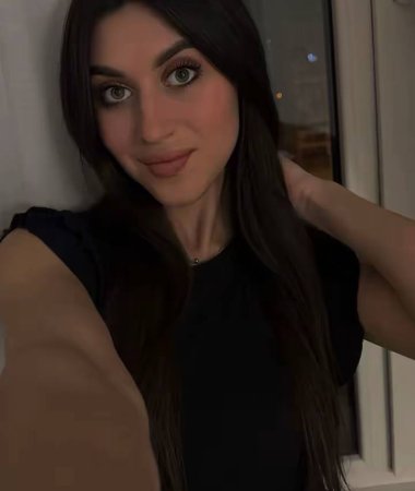 Victoria , 25