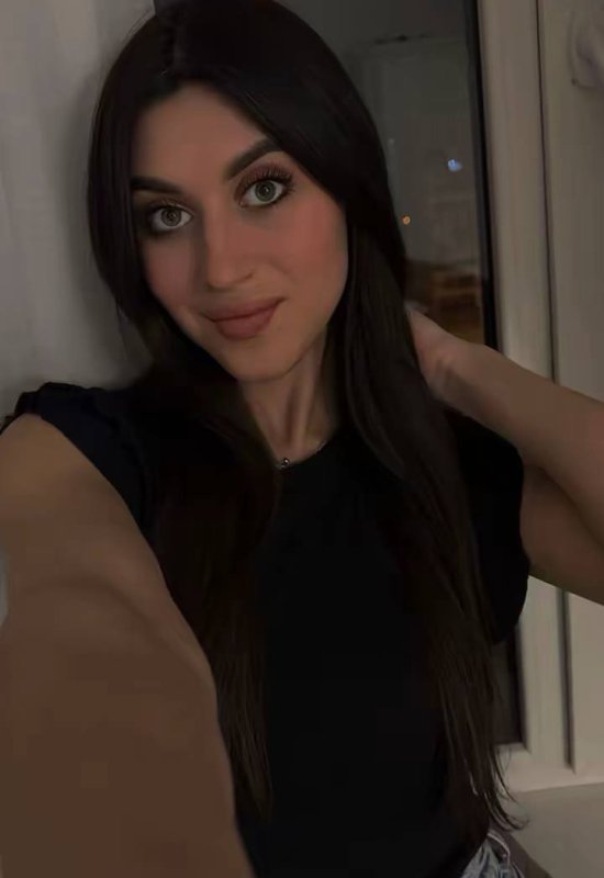 Victoria  • 25 • Ukraine 🇺🇦