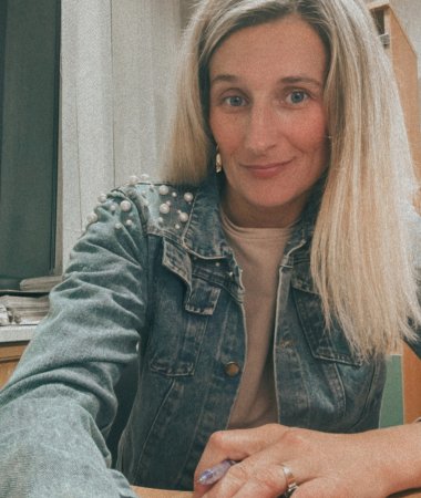 Olga, 37