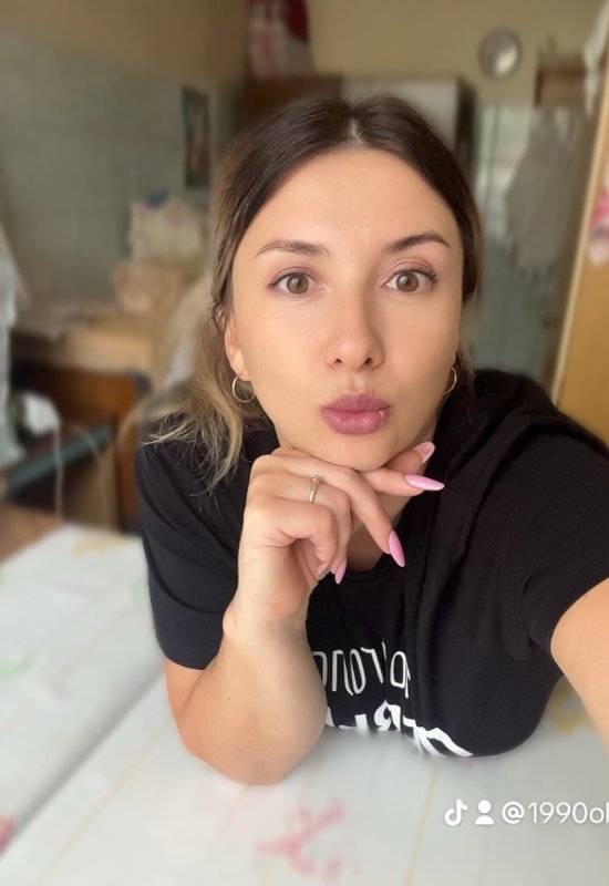 Olga • 35 • Belarus