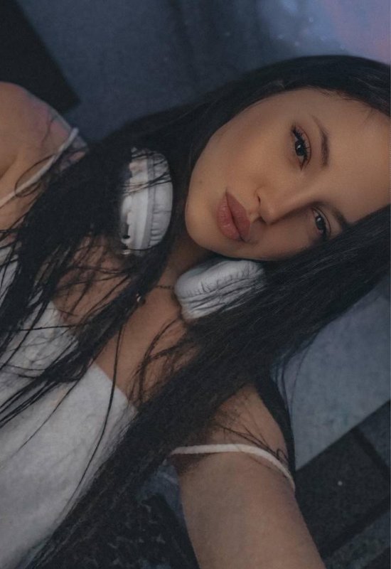 Maria • 23 • Belarus