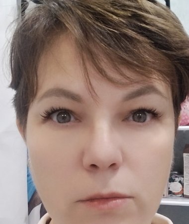 Helga, 43