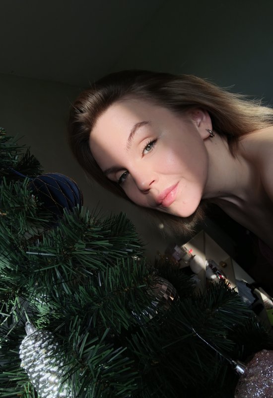Irina • 27 • Russia