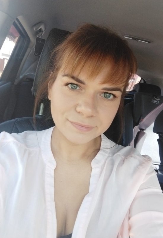 Veronica • 38 • Russia