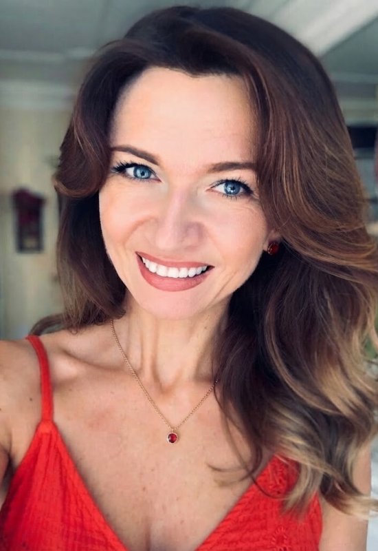 Galina • 52 • Belarus