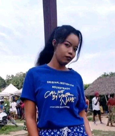 Andoniaina, 25