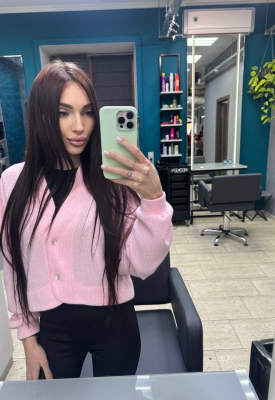 Anna • 27 • Ukraine 🇺🇦