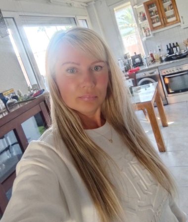 Iryna, 52