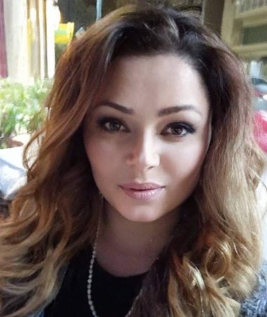 Olya, 38