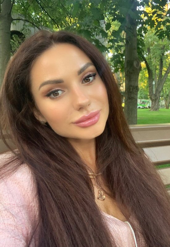 Nastya • 36 • Ukraine 🇺🇦