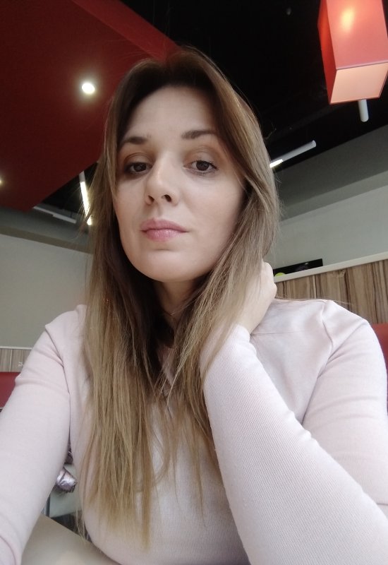 Alexandra • 42 • Russia
