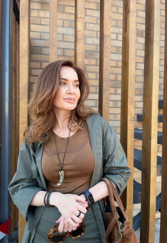 Yulia • 51 • Ukraine