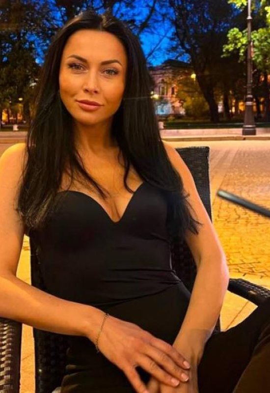 Yulia • 39 • Belarus