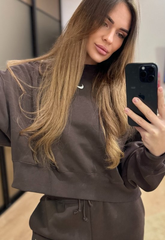 Valentina • 36 • Ukraine 🇺🇦