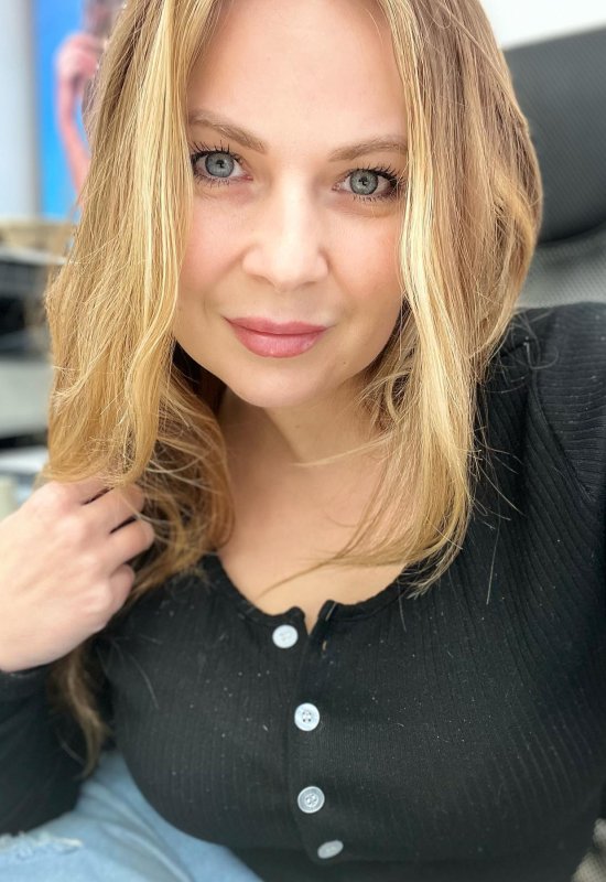 Kristina • 48 • Russia