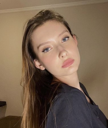 Alinka, 27
