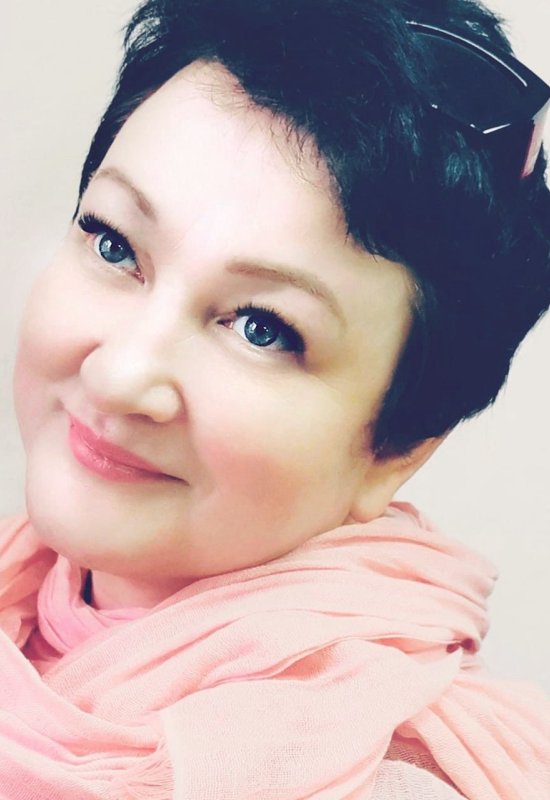 Elena • 52 • Russia