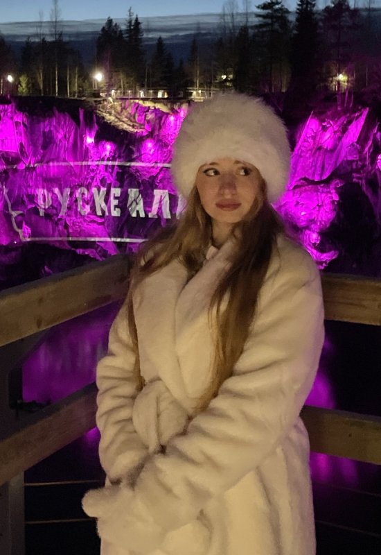 Nelly • 20 • Russia