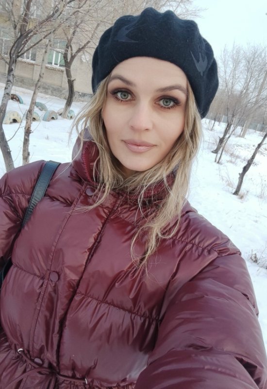 Maria • 48 • Russia