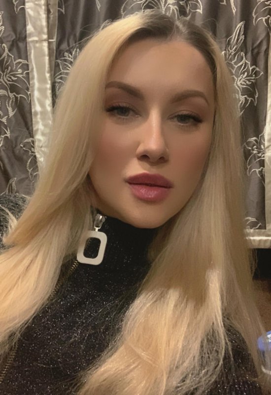 Evgenia • 38 • Ukraine