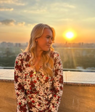 Anastasia, 38